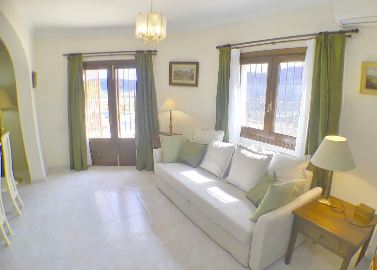 Villa Romana Mountainside Apartment In Alcalali, Jalon Valley Exterior photo